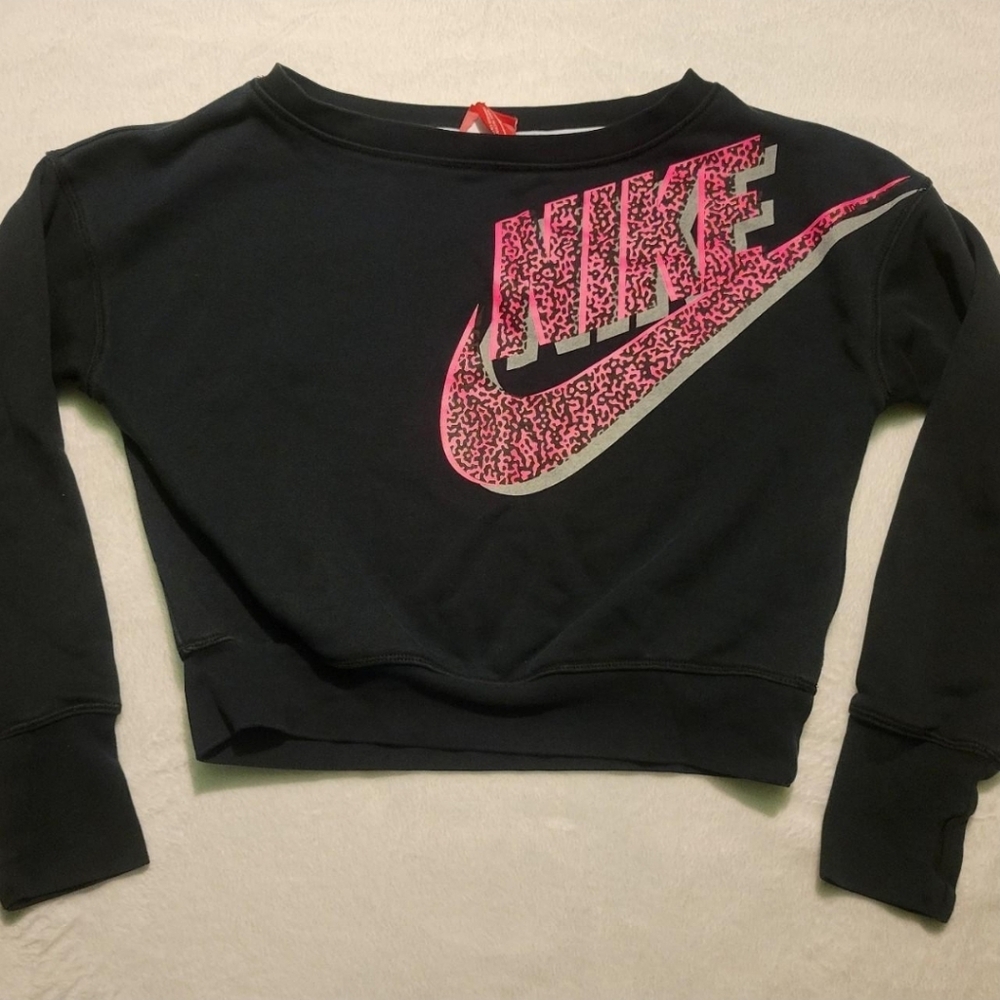 Nike athletic top